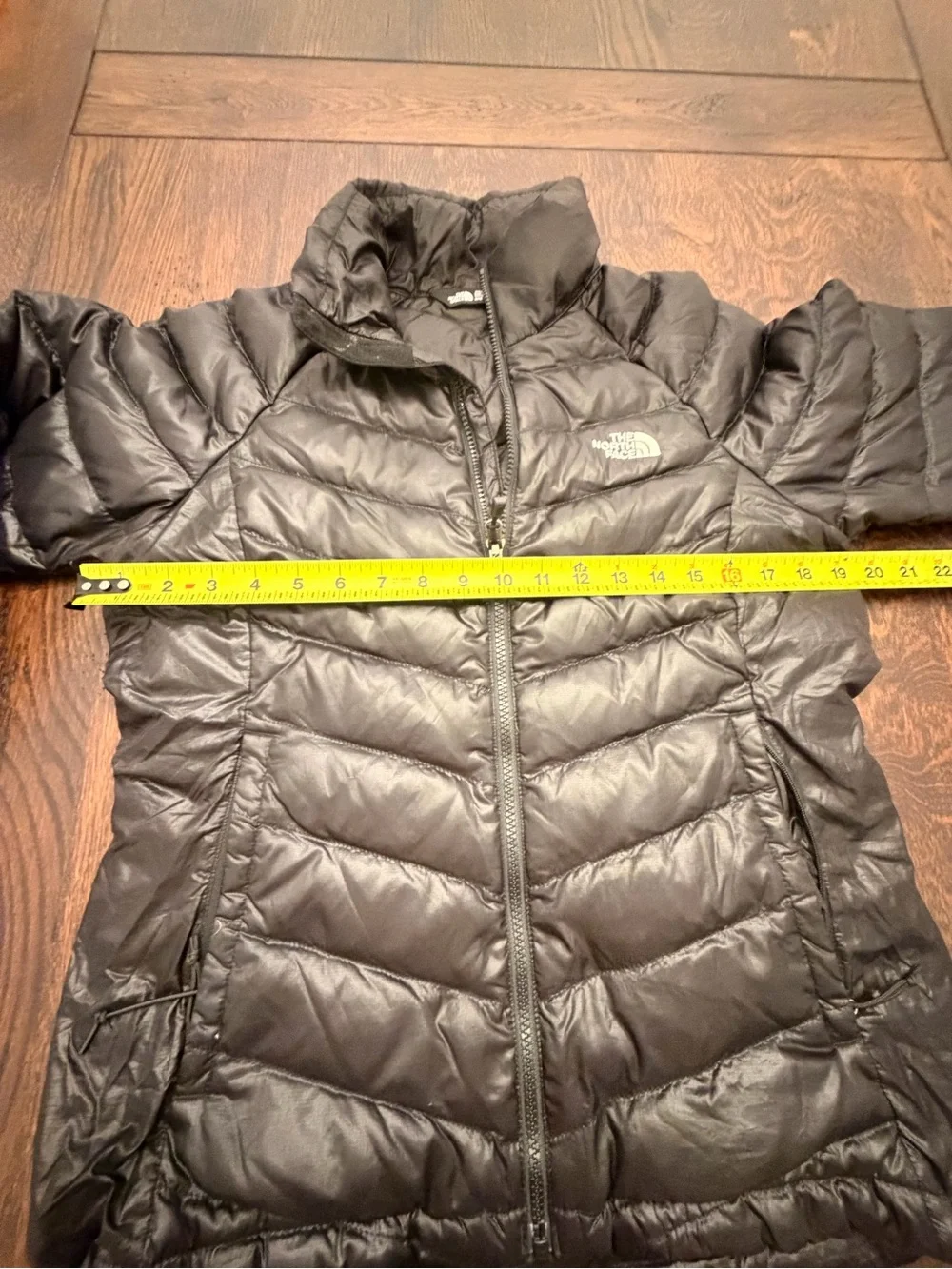 The North Face 550 Fill Diwn Women’s Black  Puffer Jacket Size Medium